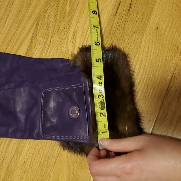 Coach Leather and Mink Gloves - Picture 6 of 9